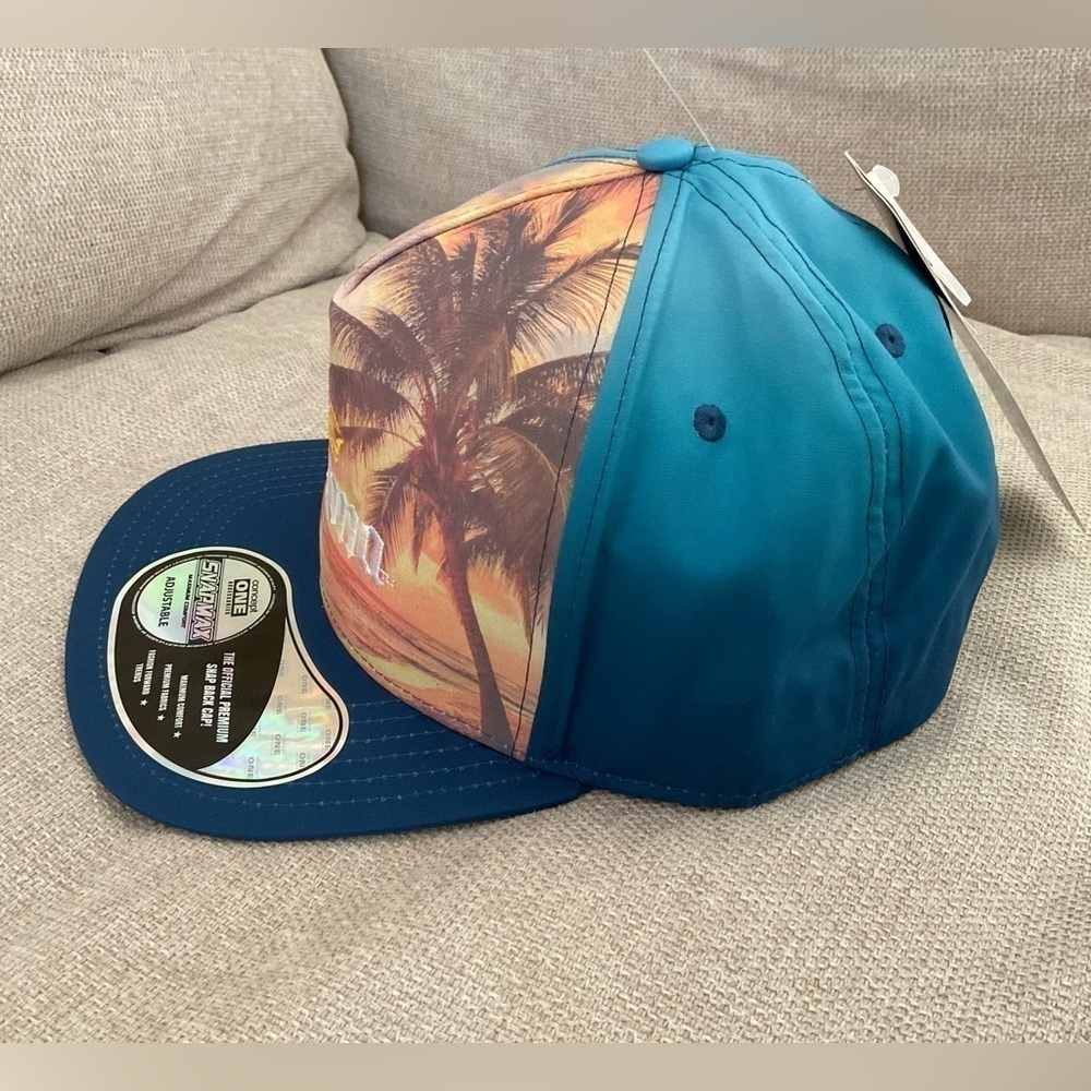 Corona Hat - Picture 3 of 7